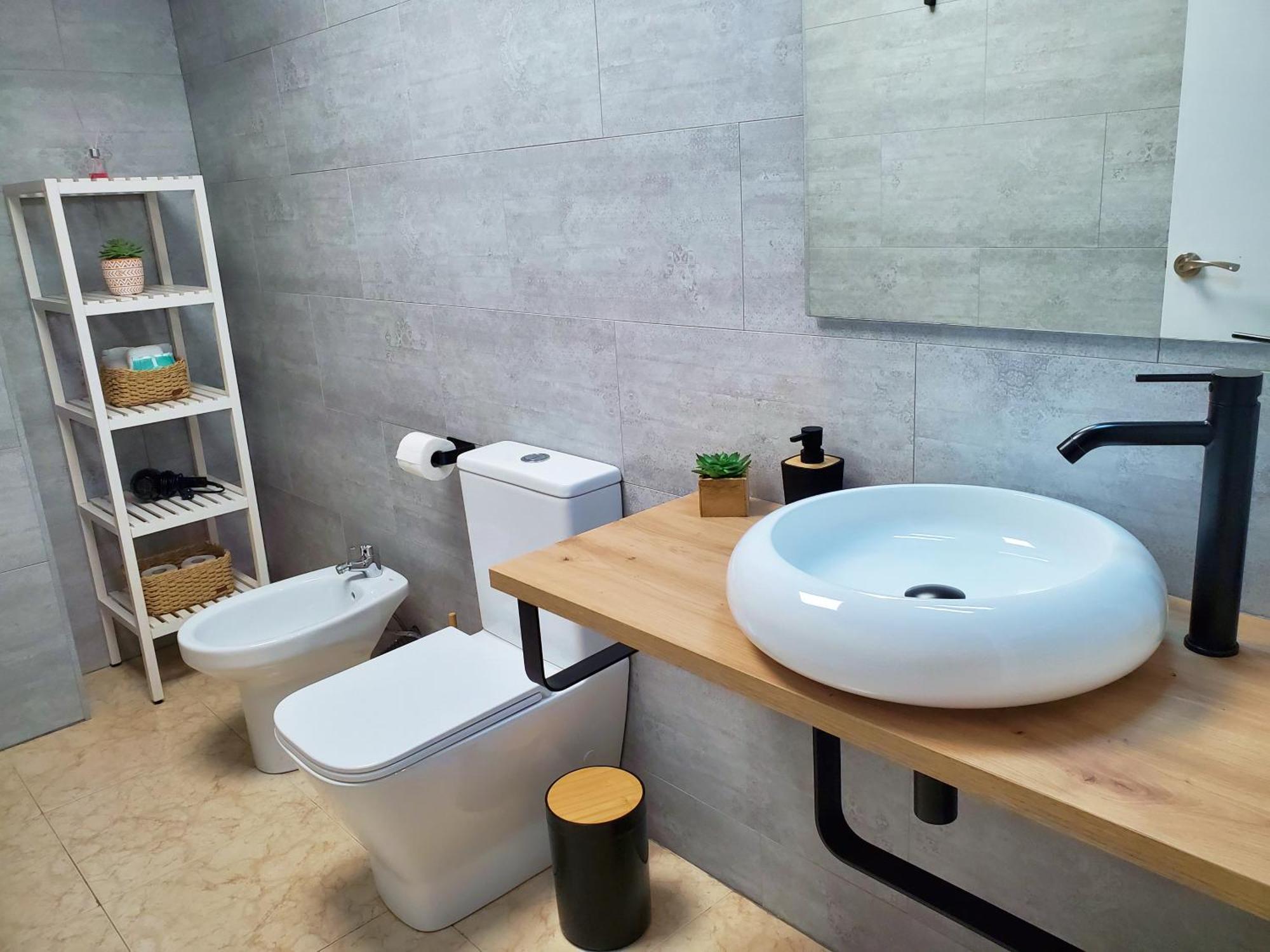 Apartamento Centrico Con Patio Privado Tarragona Exterior photo
