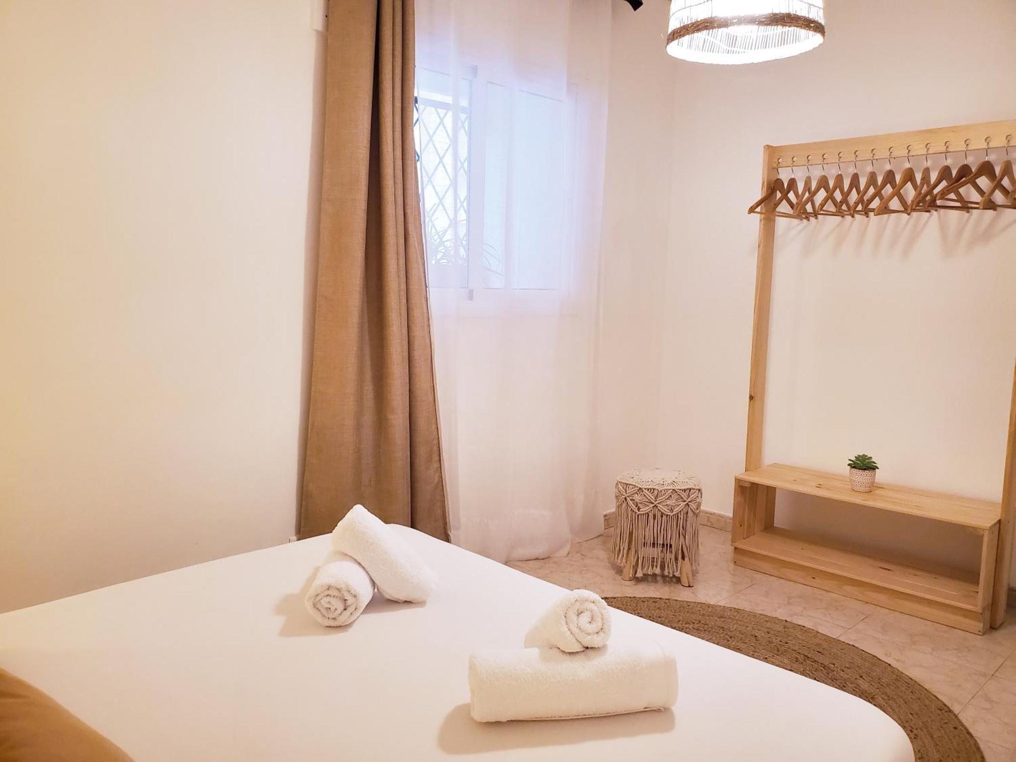 Apartamento Centrico Con Patio Privado Tarragona Exterior photo