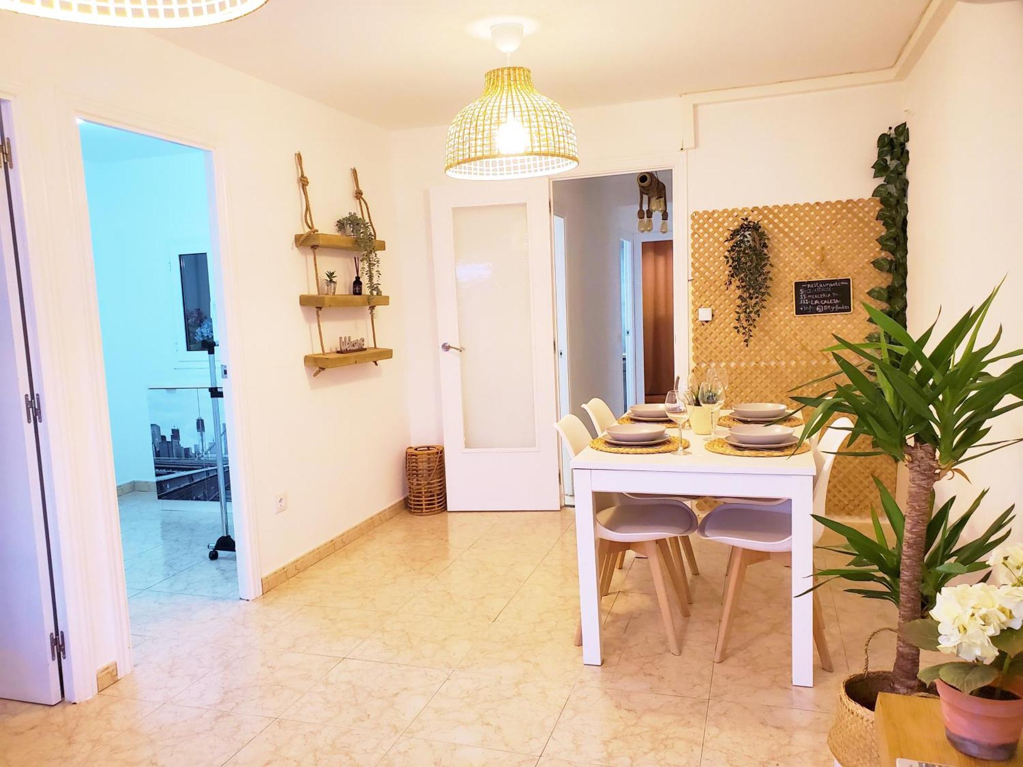 Apartamento Centrico Con Patio Privado Tarragona Exterior photo